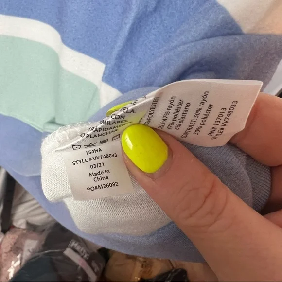 Wildfox Pool Stripes Roadtrip Long Sleeve Sweatshirt, size Medium - Picture 4 of 7